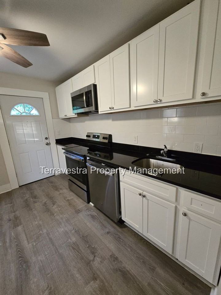 321-323 South 5th Street - Photo 2 of 40