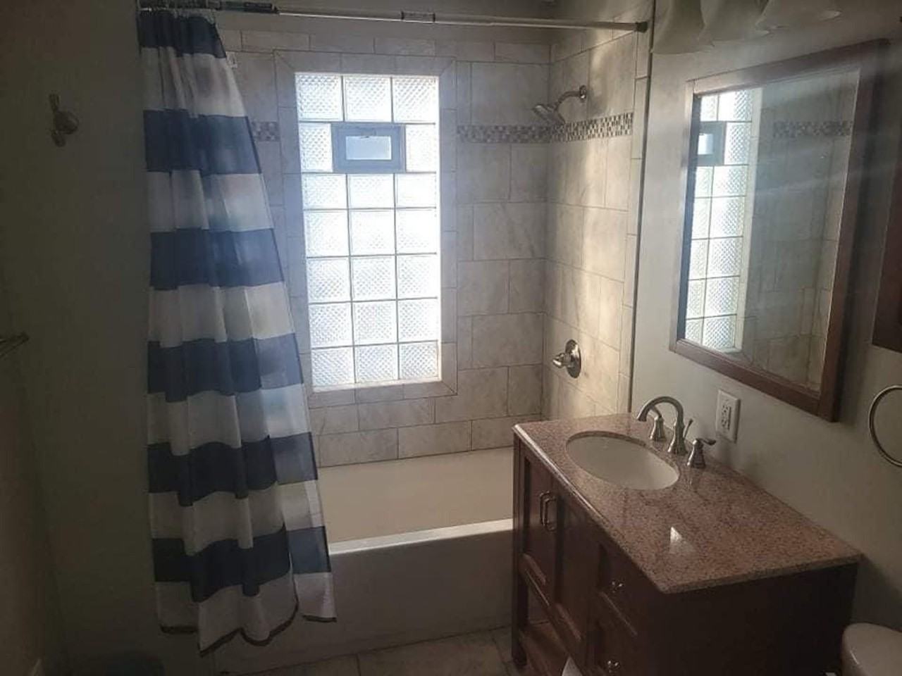 910 Madison Ave - Photo 3 of 8