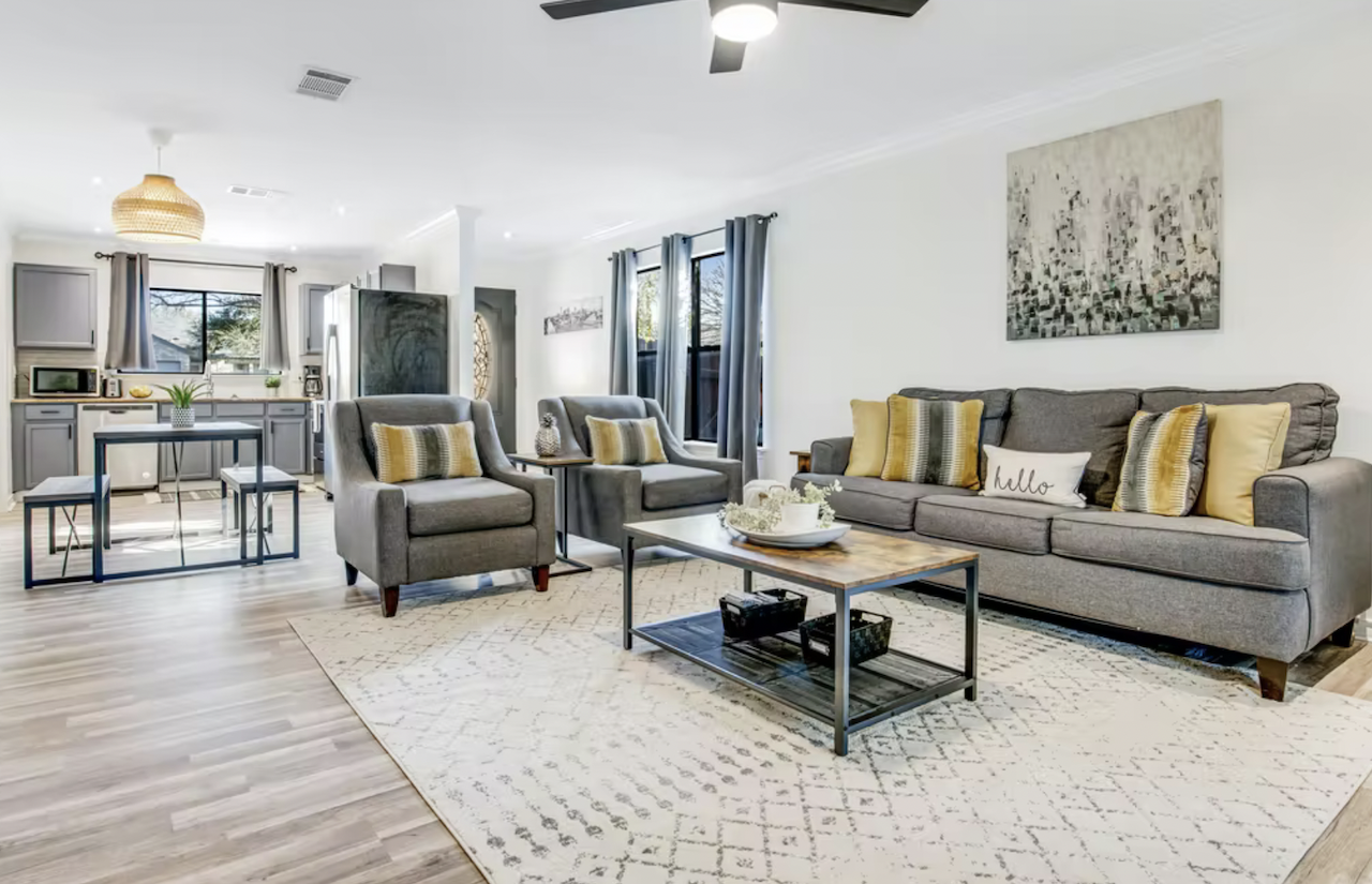 2902 Donnell Dr #NA - Photo 2 of 25