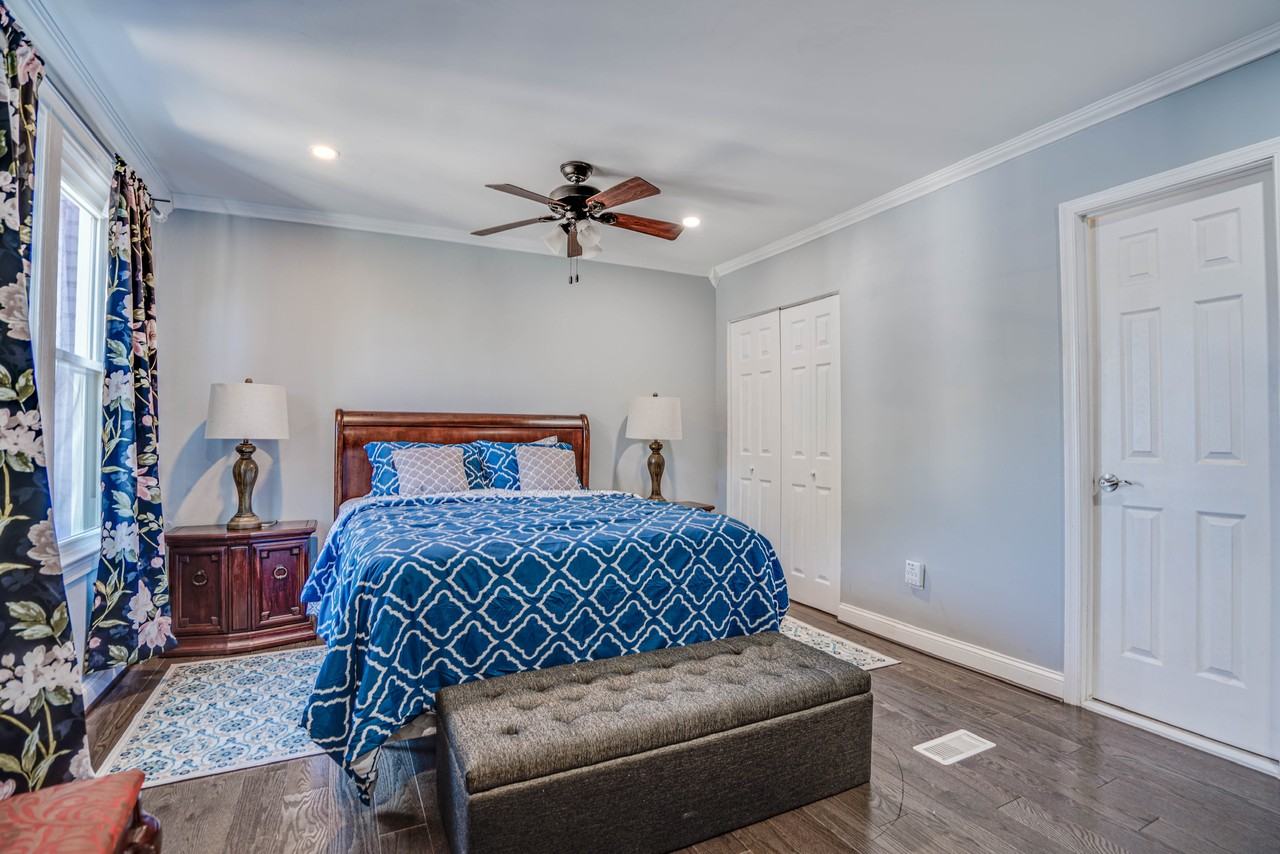 1714 E St Ne #DCTH - Photo 6 of 22