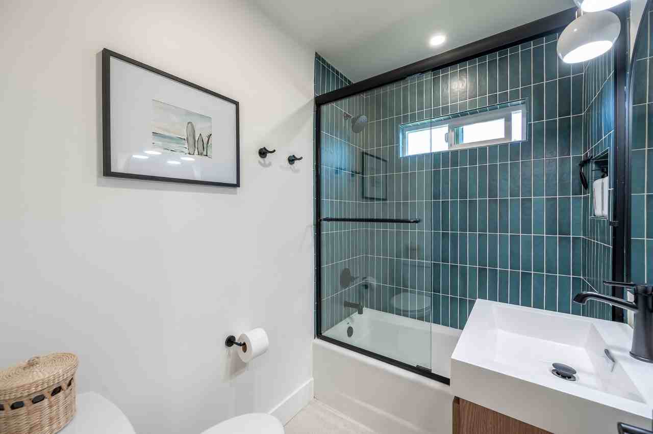 1724 S Horne St #NA - Photo 4 of 20