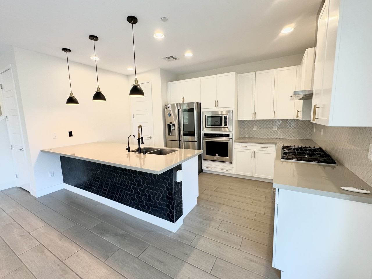 11267 Gravitation Dr #NA - Photo 3 of 30