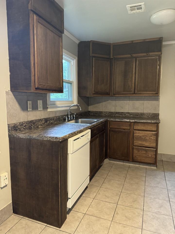 6245 East Marshall Street North #1 - Photo 6 of 36