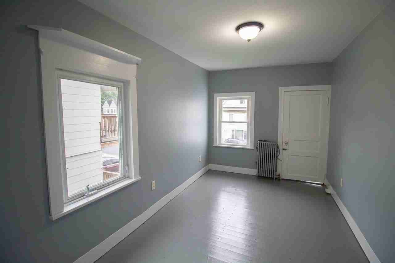 207 Maple St. - Photo 2 of 7