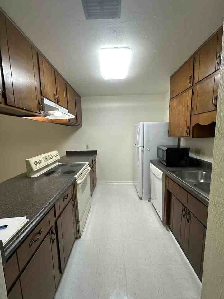 3708 Donovan Drive #C - Photo 4 of 21