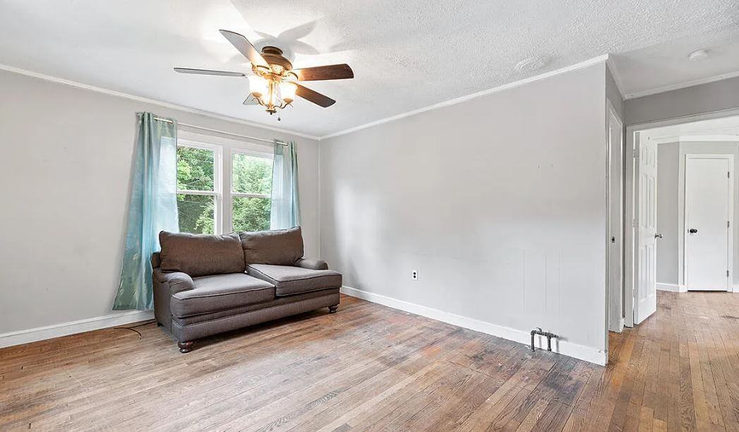 100 Waltham Ln #100 - Photo 2 of 7