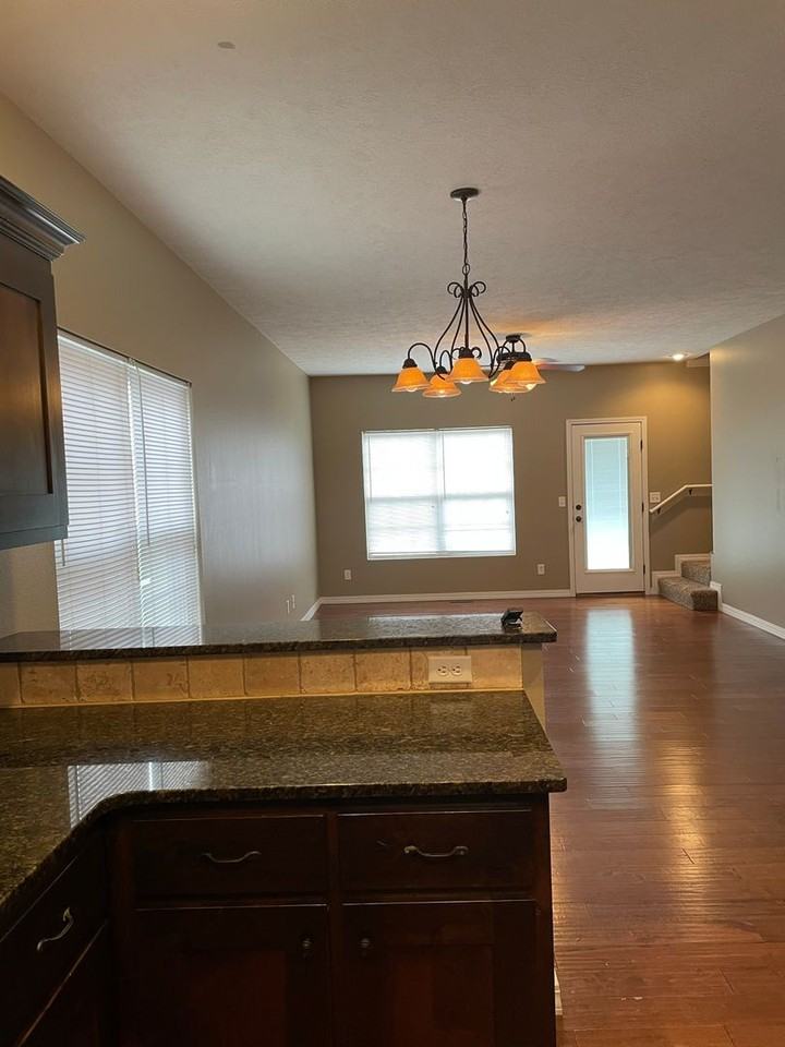 3525 S Juniper Ave - Photo 5 of 13