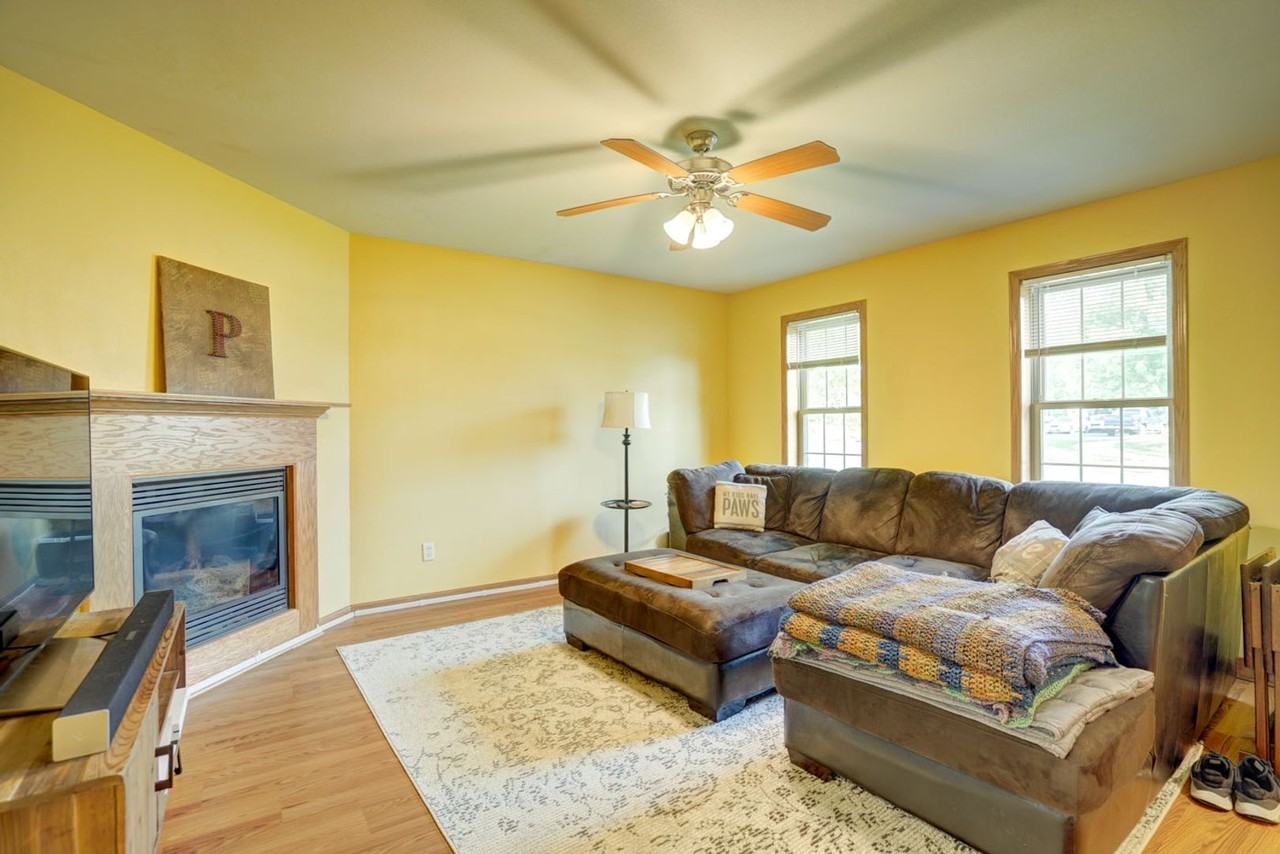 4605 Pawnee Pass - Photo 3 of 24