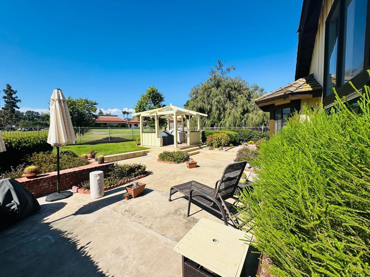 1102 Brewley Ln - Photo 2 of 24