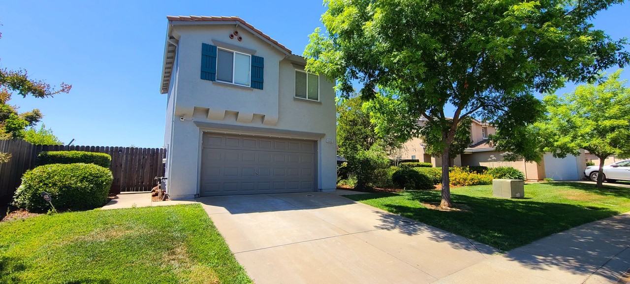 4440 Pittsfield Way - Photo 2 of 40