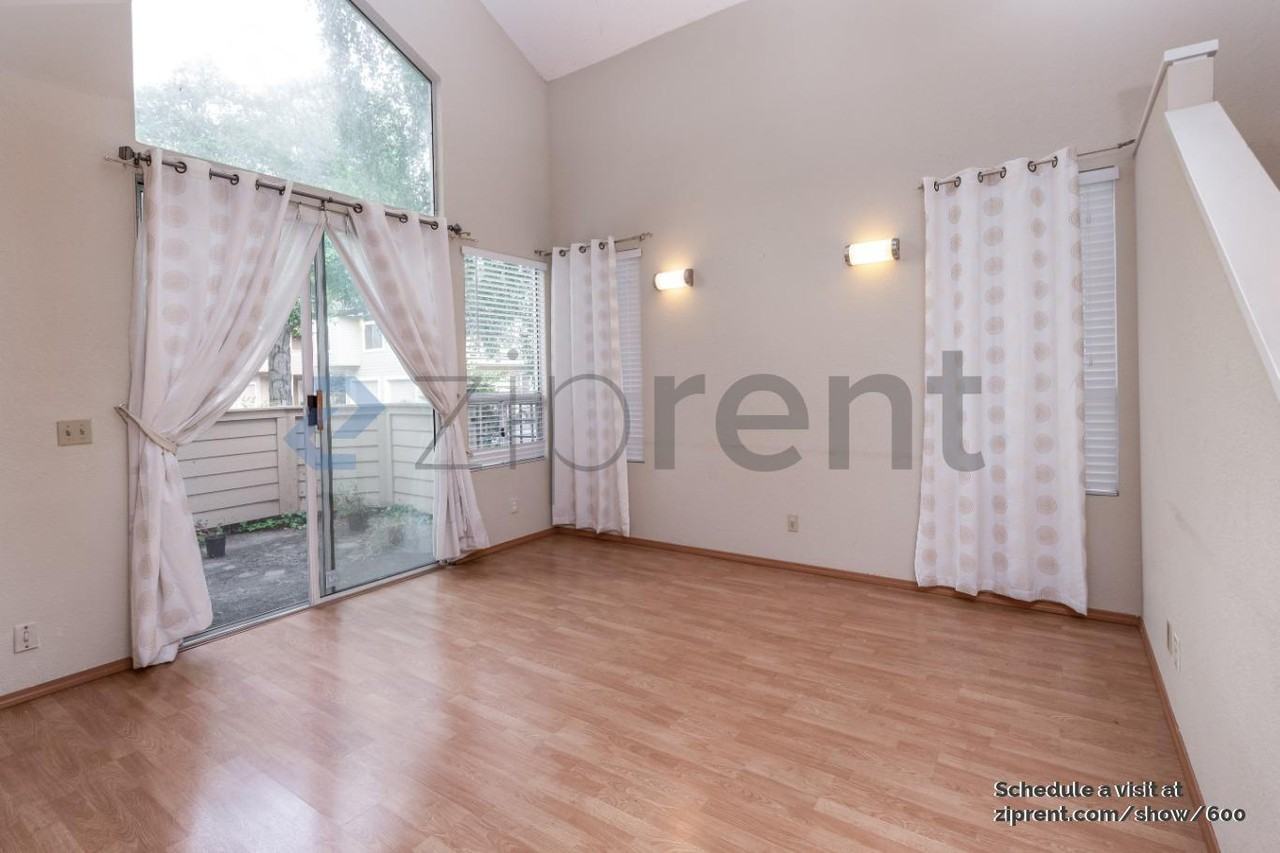 34534 Northstar Ter - Photo 3 of 13