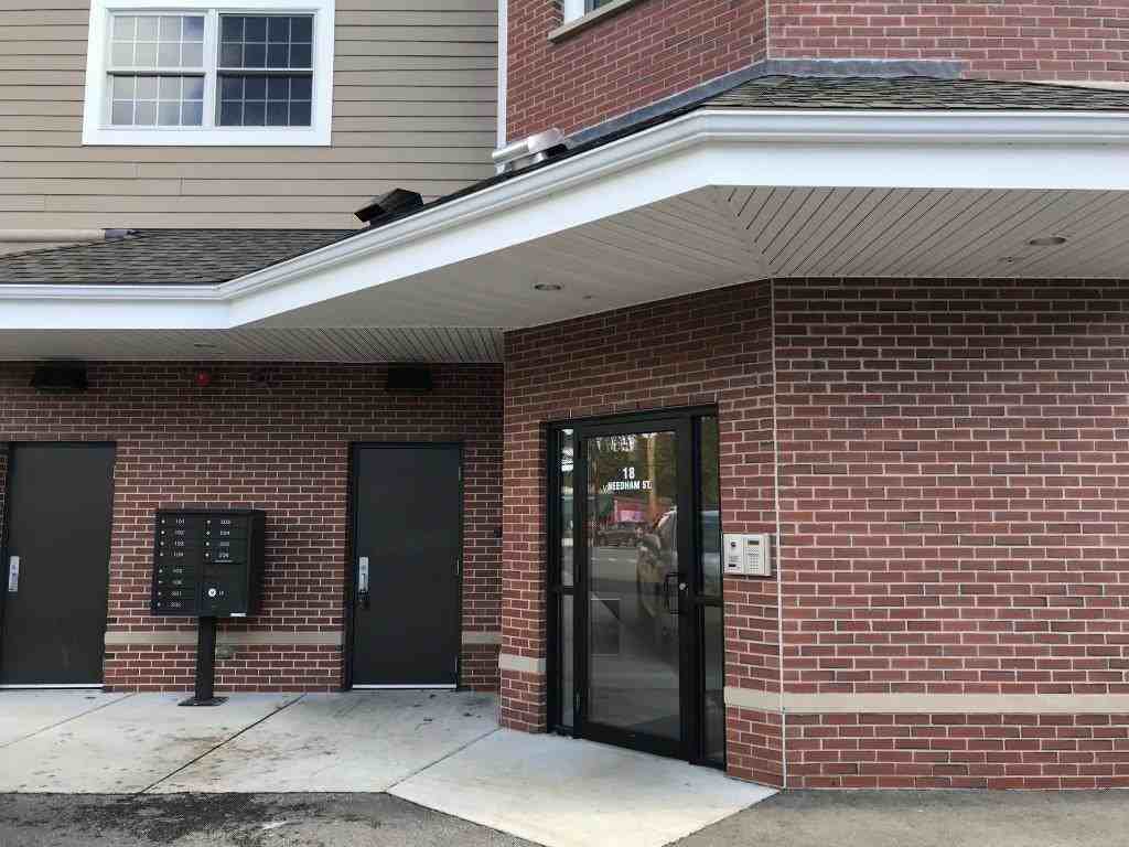18 Needham St #105 - Photo 2 of 13
