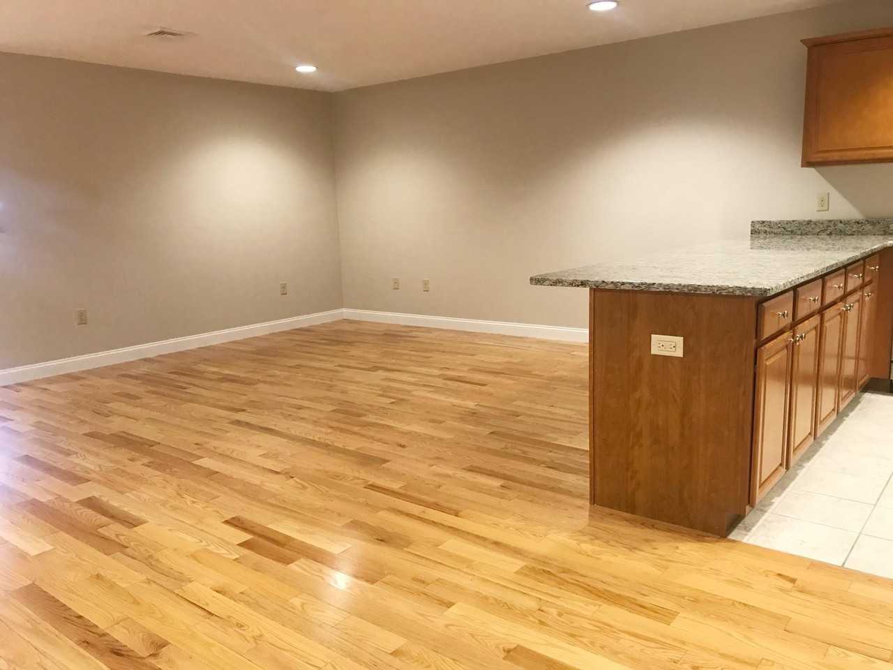 18 Needham St #105 - Photo 4 of 13