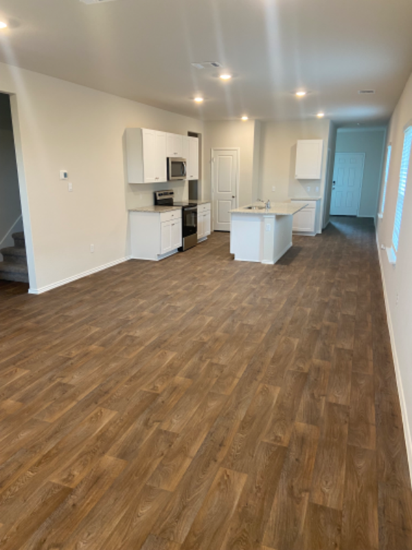 1703 Chianti Pass - Photo 4 of 18