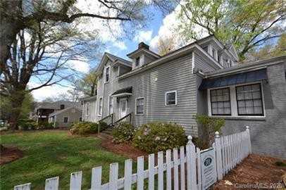 Louise Manor - Photo 7 of 7