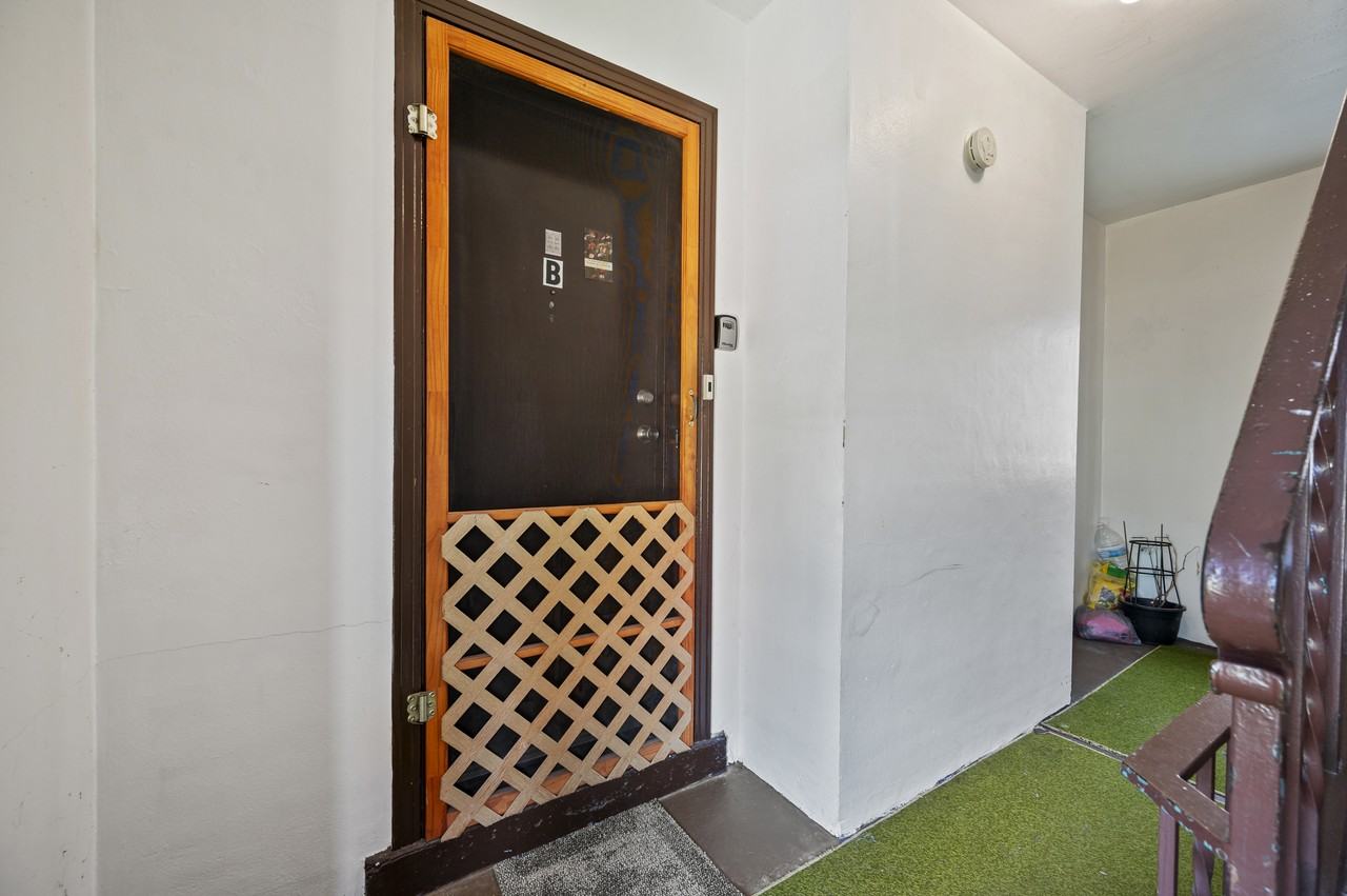 1441 Lincoln Way #B - Photo 3 of 18