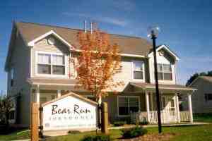 Bear Run Townhomes Apartments - Division Ct White Bear Lake MN | Zumper