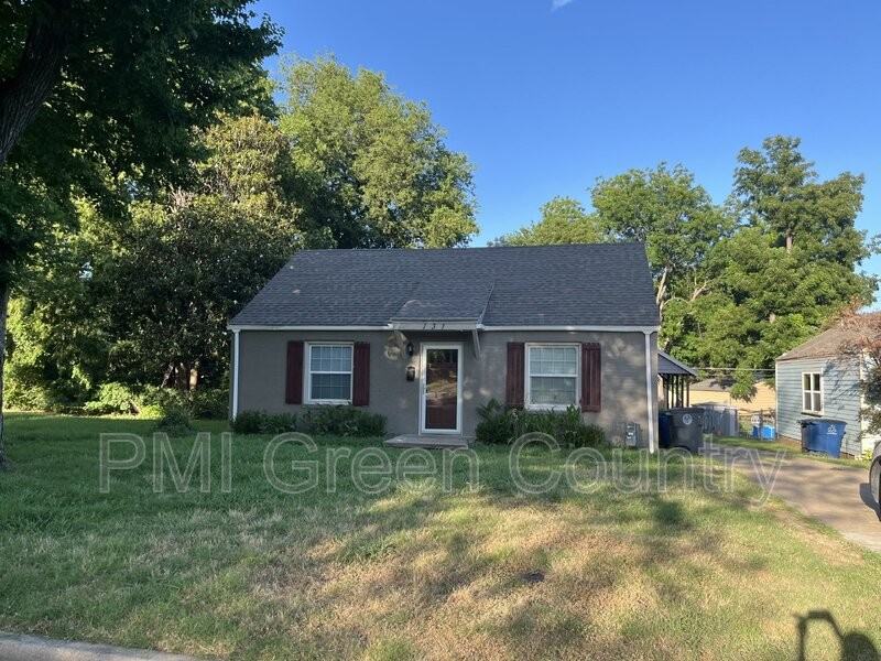 131 N Louisville Ave - Photo 2 of 16