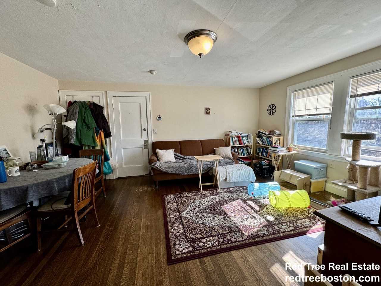 4907 Washington St #3L - Photo 3 of 15