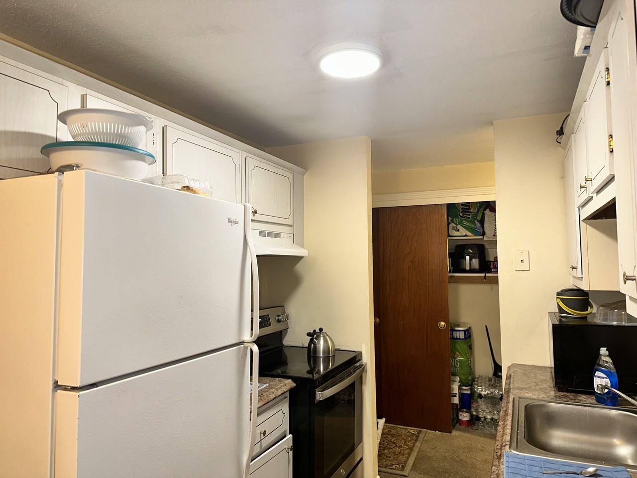 426 Pleasant St #7 - Photo 6 of 8