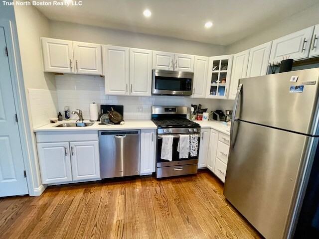 180 Endicott St #3 - Photo 2 of 12