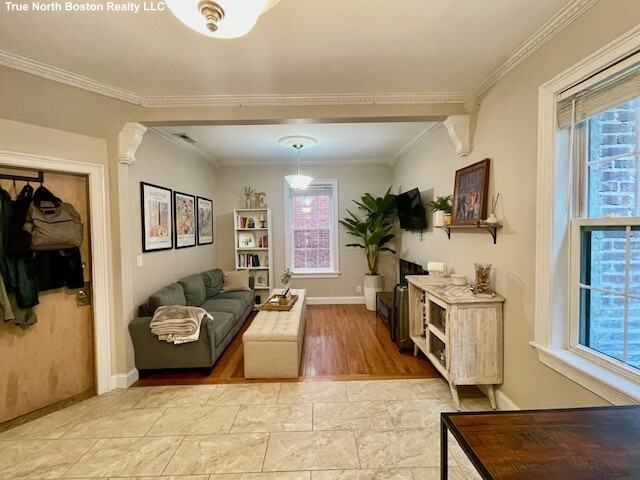 17 Cleveland Pl #2 - Photo 2 of 11