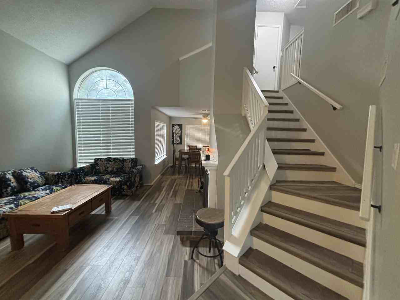 2407 Bennington Dr #NA - Photo 2 of 15