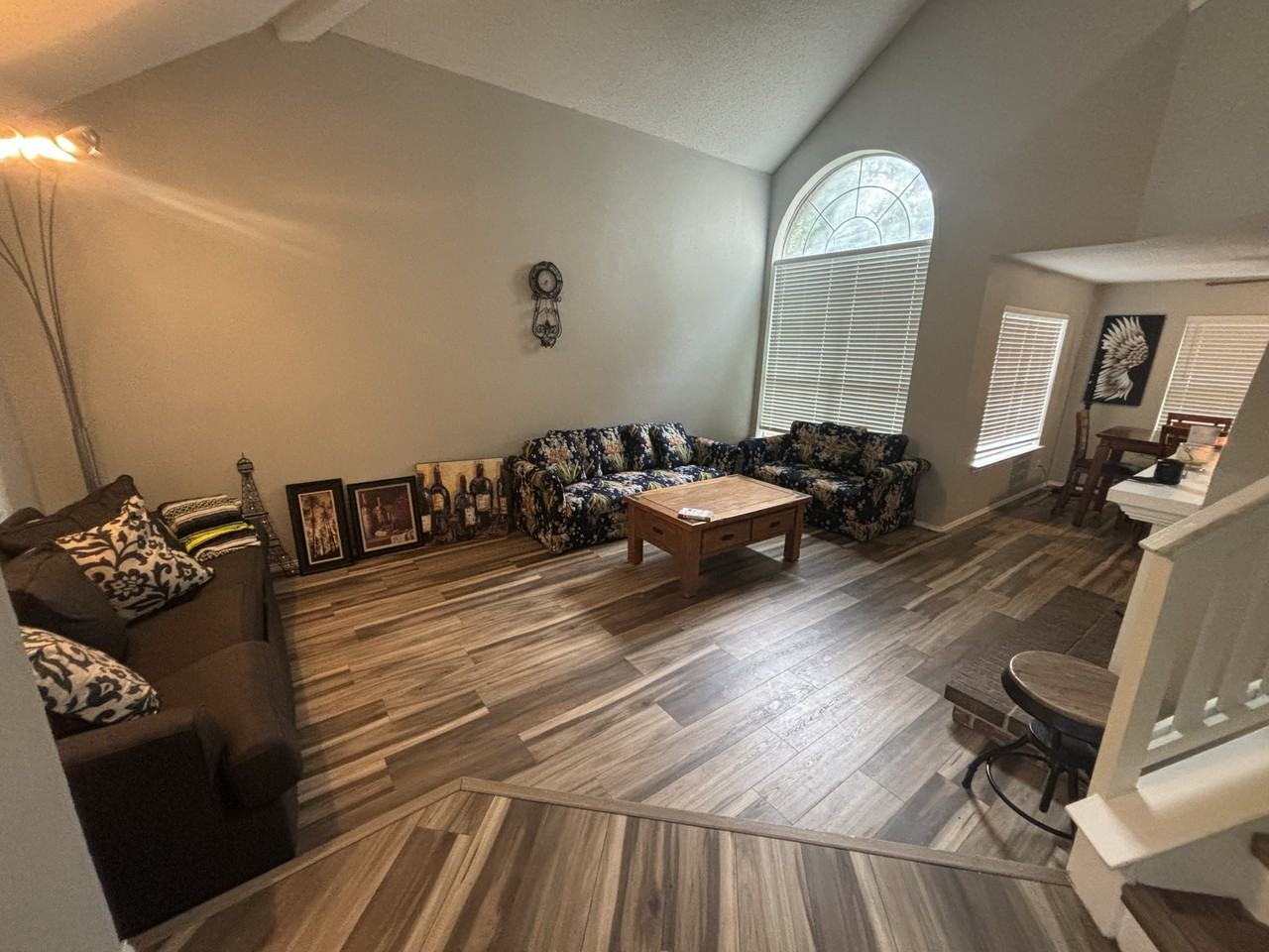 2407 Bennington Dr #NA - Photo 3 of 15