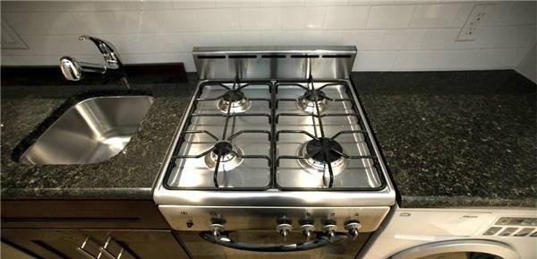 307 Mott St #1A - Photo 5 of 6