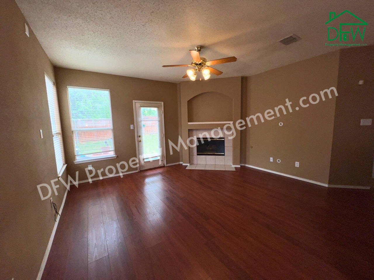 12649 Black Cherry Ln - Photo 3 of 28