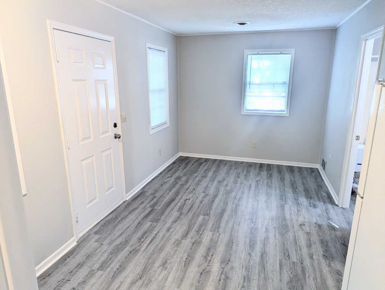 224 Se 121st Rd #4 - Photo 2 of 7