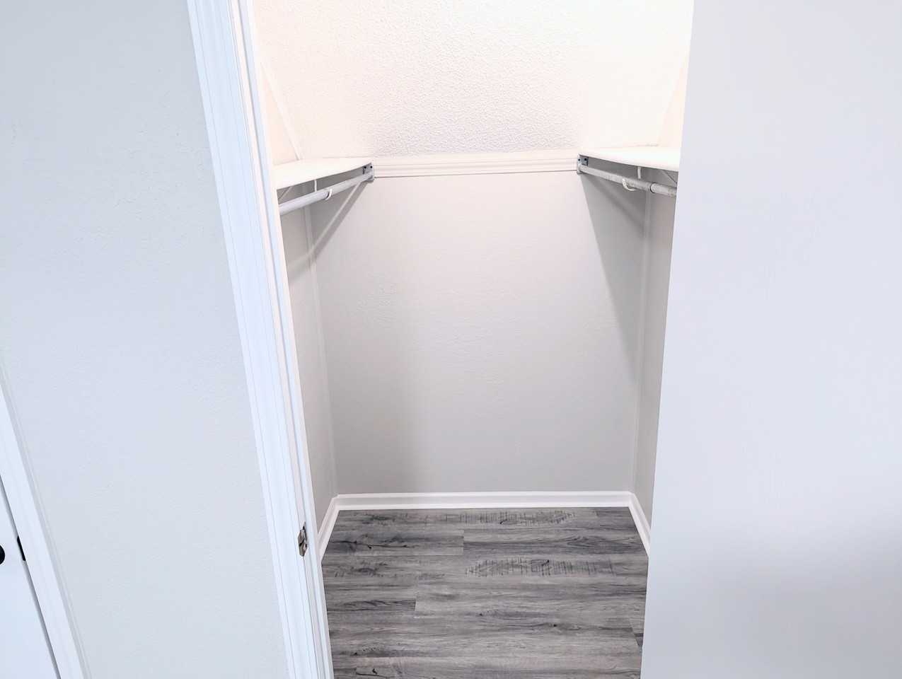 224 Se 121st Rd #4 - Photo 4 of 7