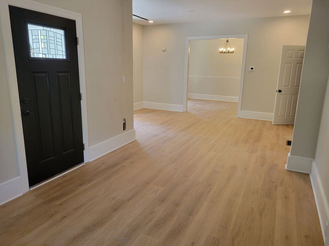 811 Morgan Ave - Photo 2 of 4