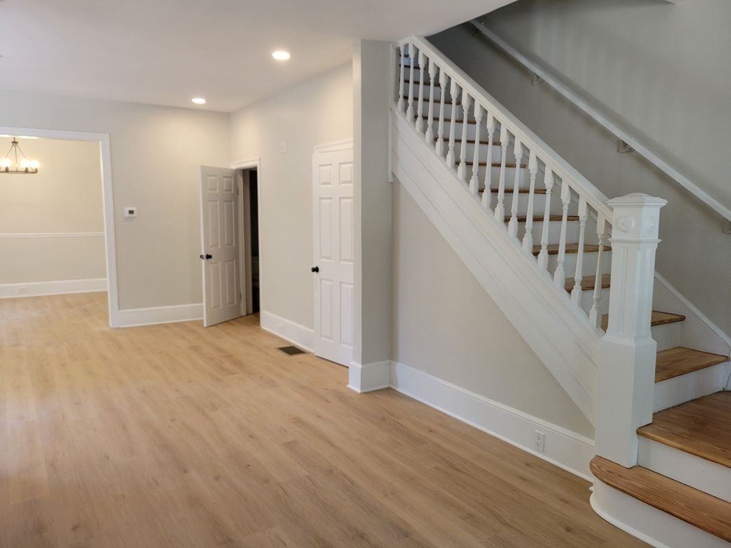 811 Morgan Ave - Photo 3 of 4