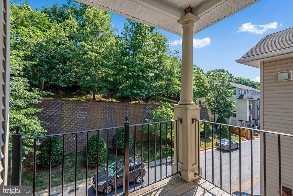 2107 Hideaway Ct ##42 - Photo 3 of 25