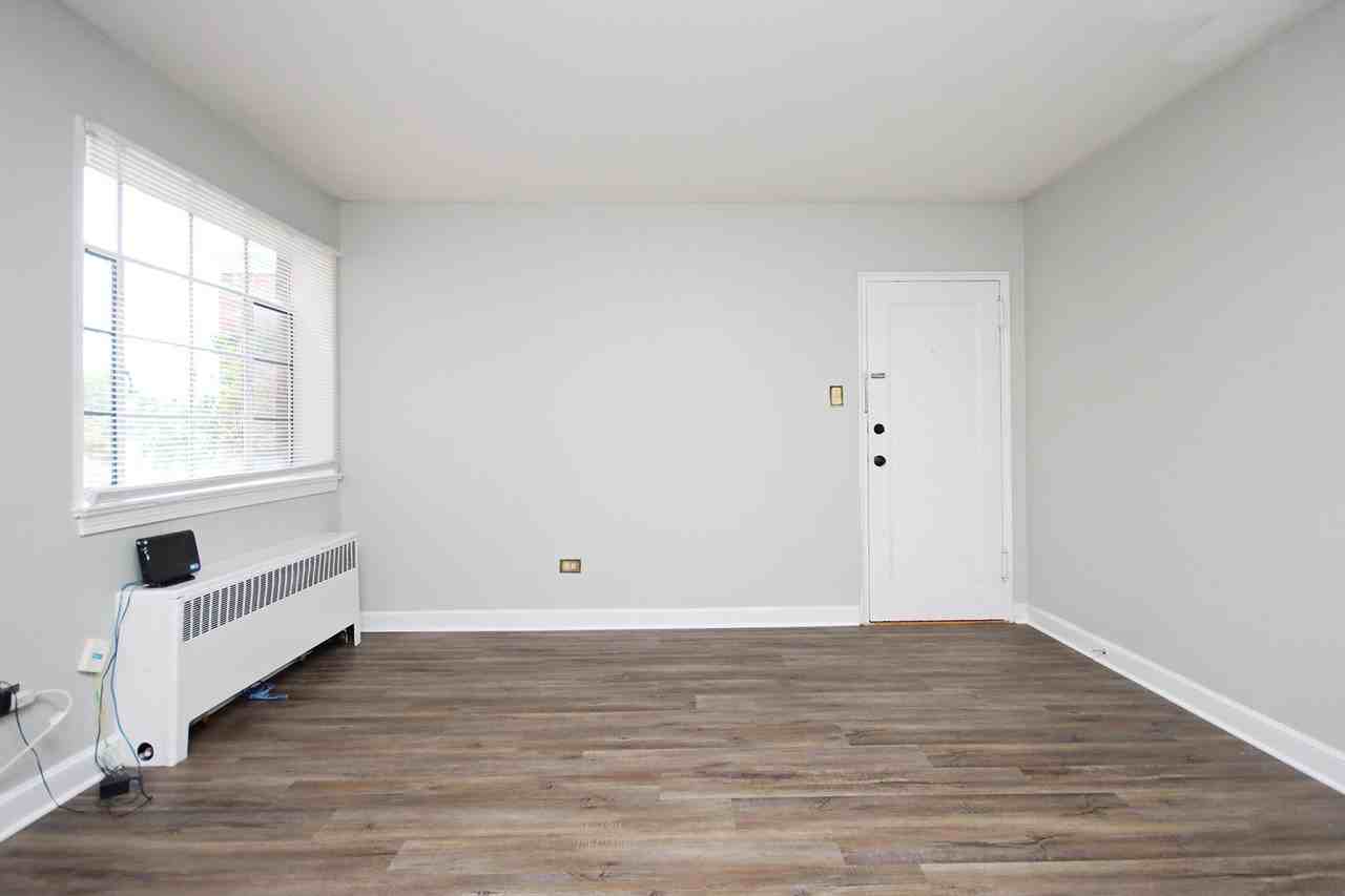 32 University Cir #206 - Photo 7 of 16