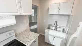 321 W Ianthe St #7 - Photo 1 of 1