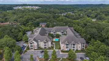featured image of 2375 S Lumpkin St