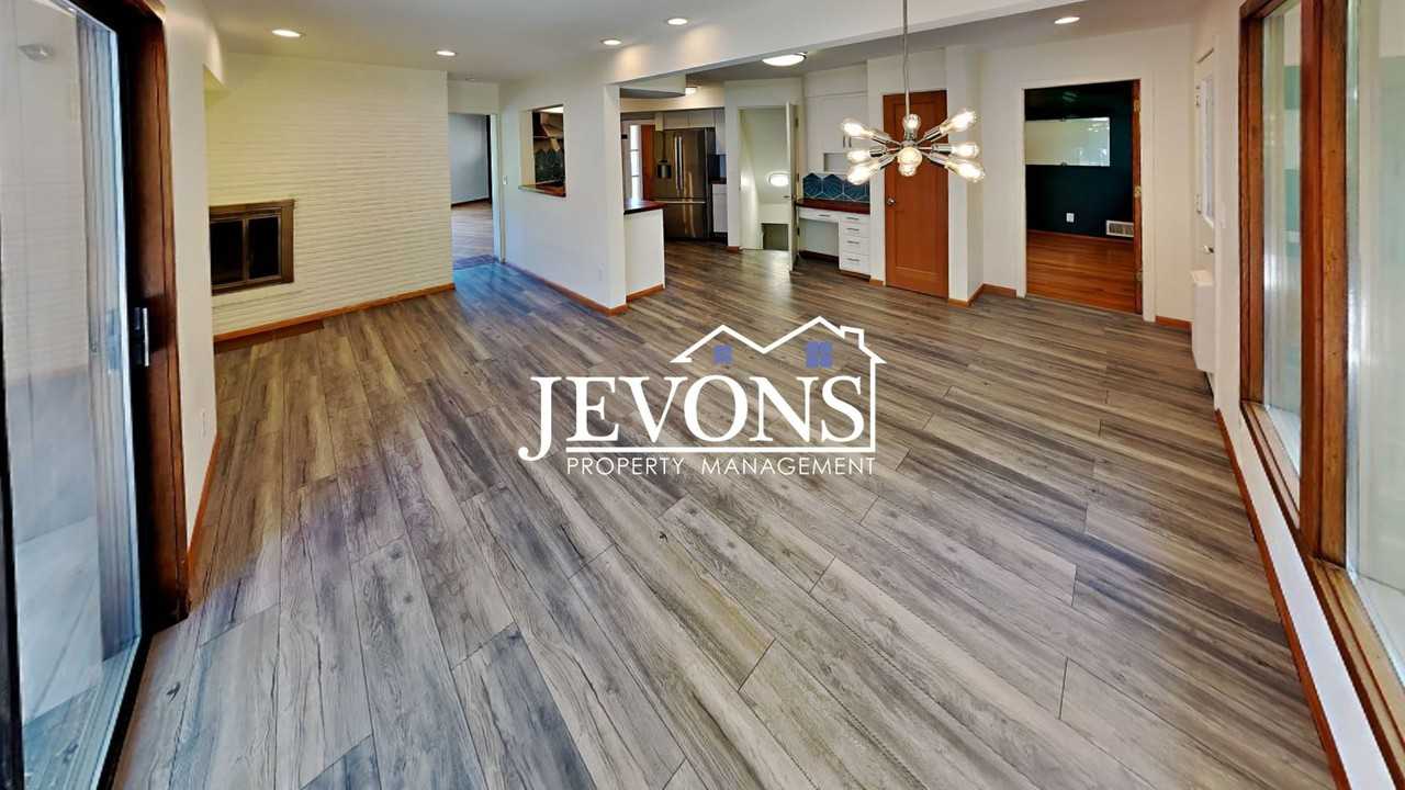 2909 Shelton Ave - Photo 6 of 50