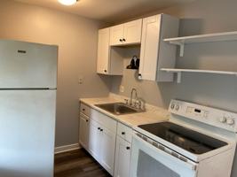 featured image of 65 Giddings St