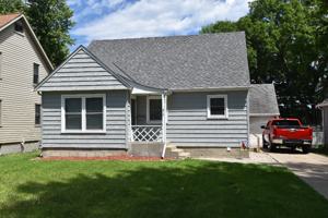 featured image of 813 S Prairie Ave