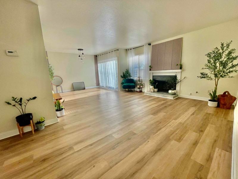 211 Apollo #4 - Photo 3 of 25