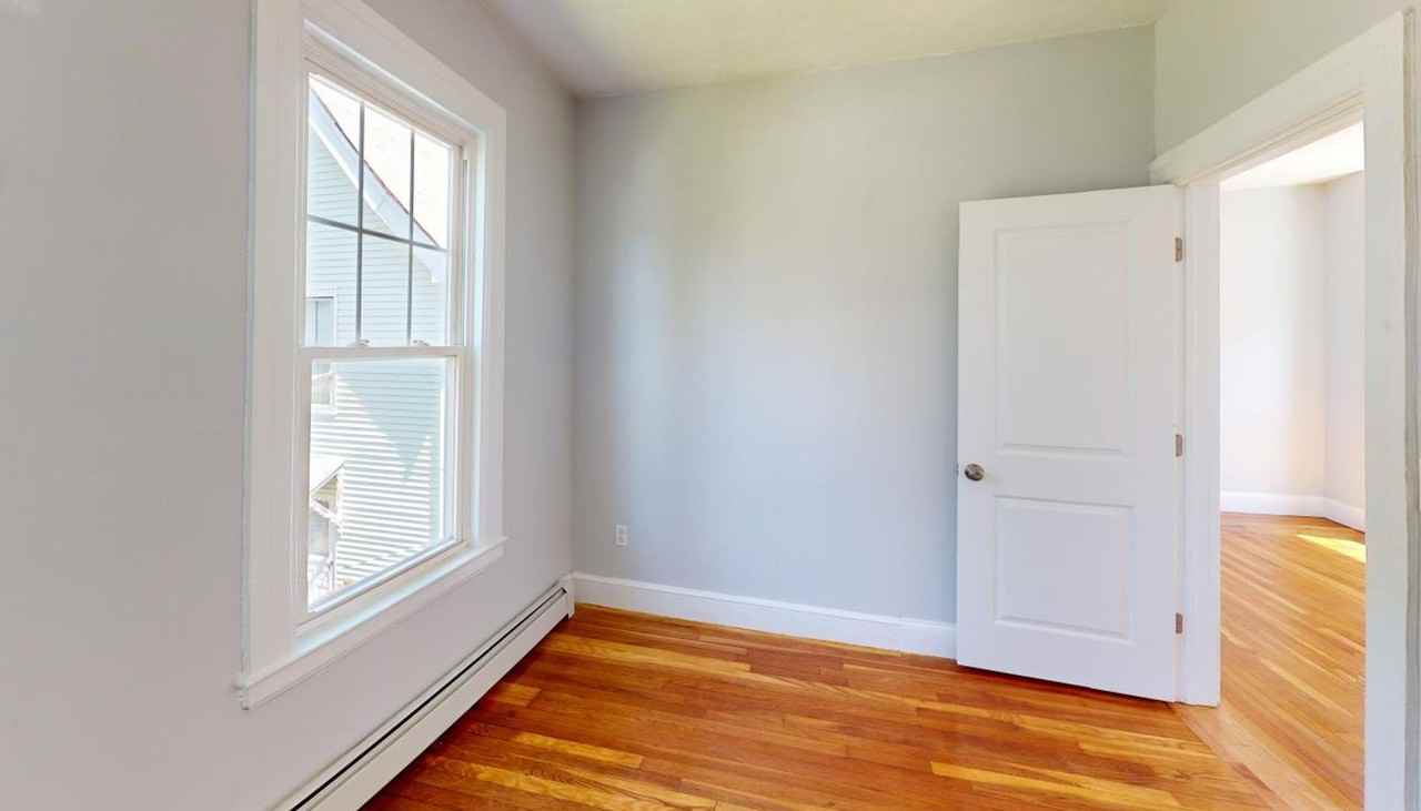 28-30 Avon St - Photo 3 of 17