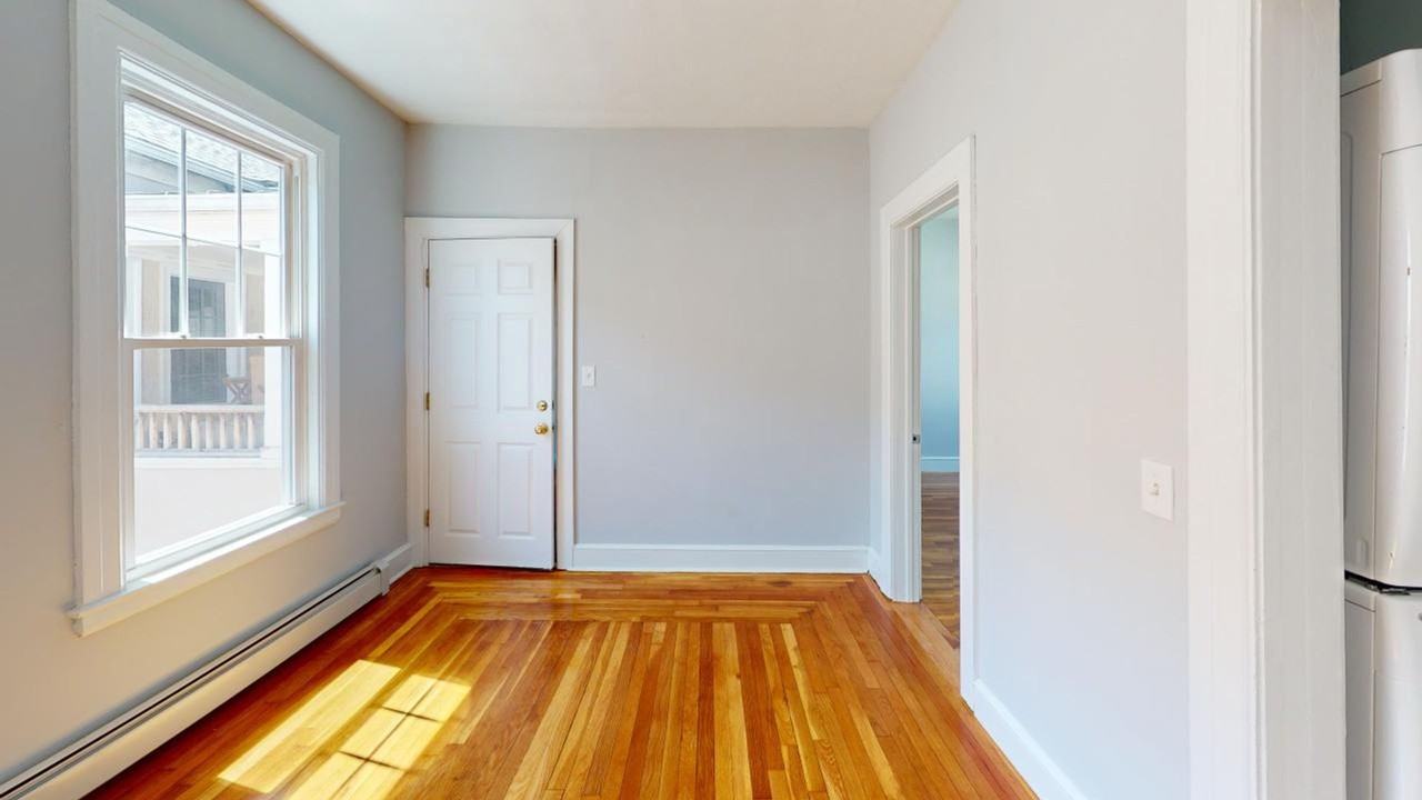 28-30 Avon St - Photo 5 of 17