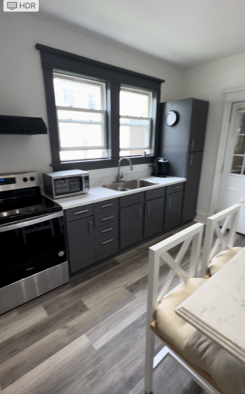 705 Hudson Ave - Photo 5 of 16