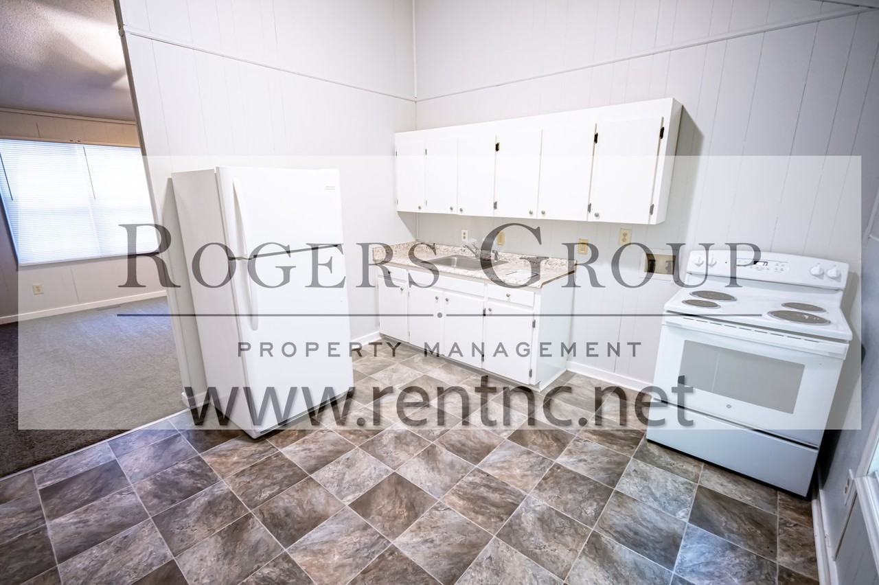 #316 - 224-226 Crozier St Duplex - Photo 2 of 7