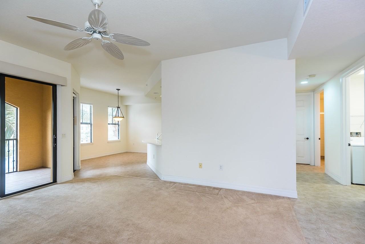 97 Vivante Blvd - Photo 6 of 34