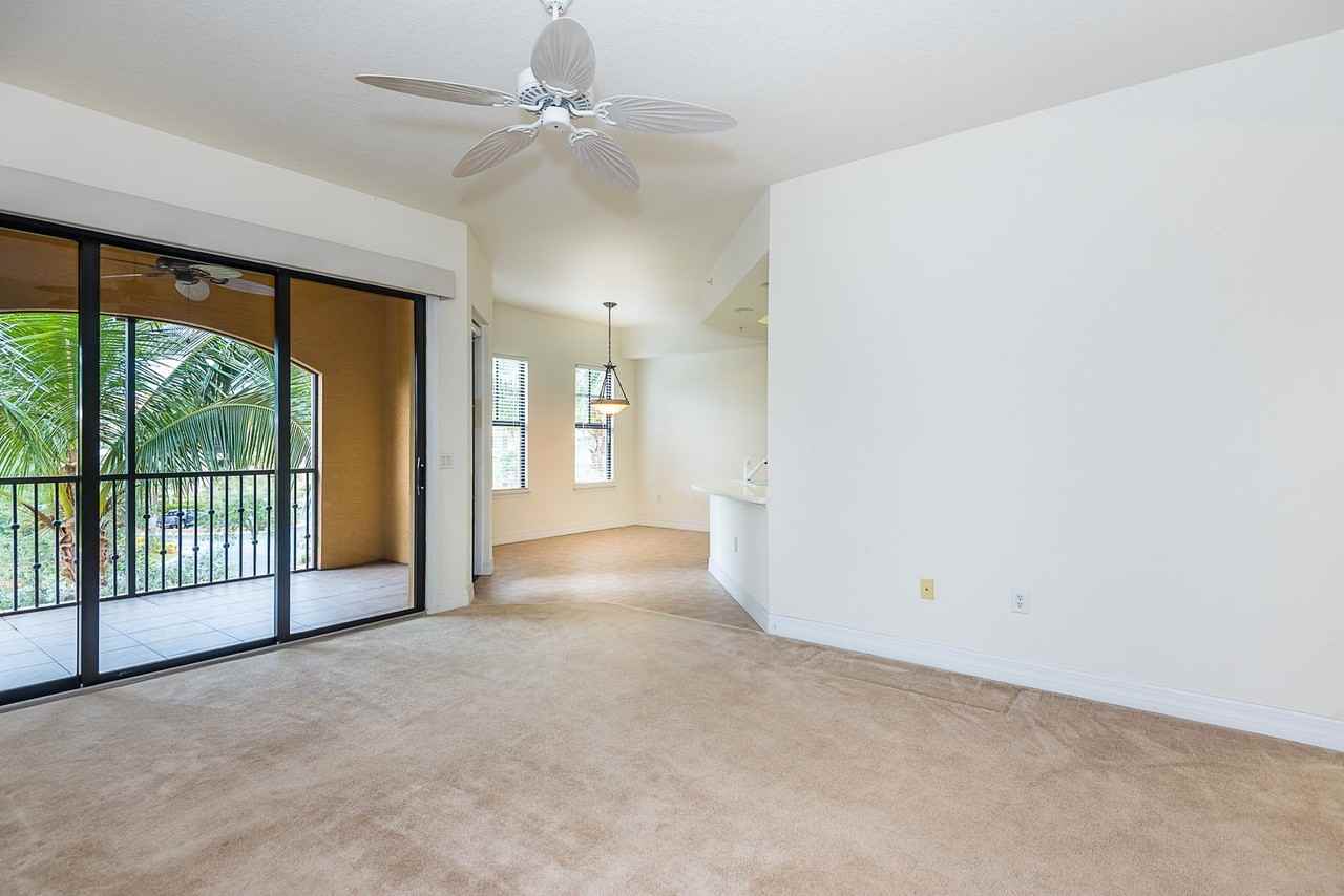 97 Vivante Blvd - Photo 7 of 34