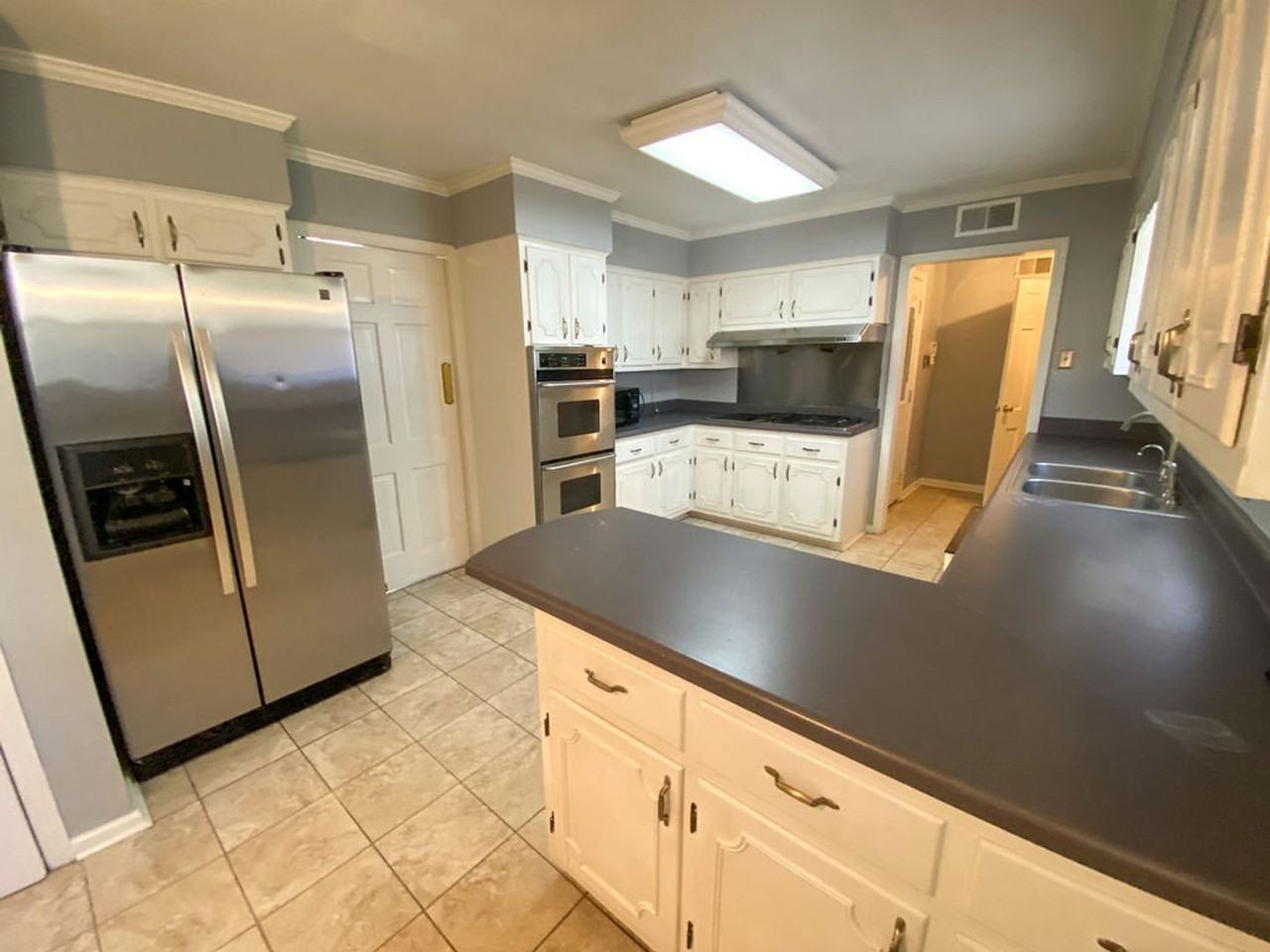 5867 Brierdale Ave - Photo 7 of 20