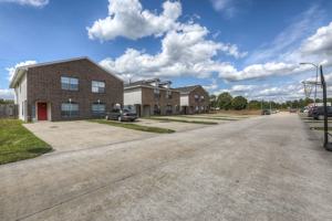 featured image of 10603 Pine Landing Dr